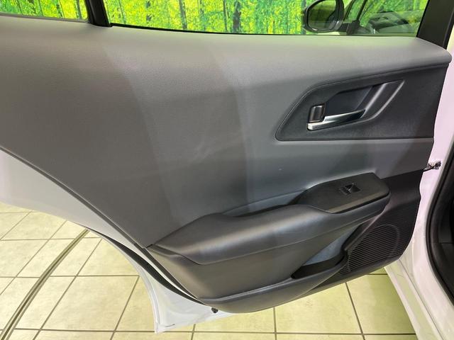 プリウス Z 4WD ガラスルーフ 全周囲カメラ デジタルミラー 衝突軽減 レーダークルーズ ブラインドスポットモニター 電動リアゲート シートエアコン パワーシート コーナーセンサー LEDヘッド ワイヤレス充電(43枚目)