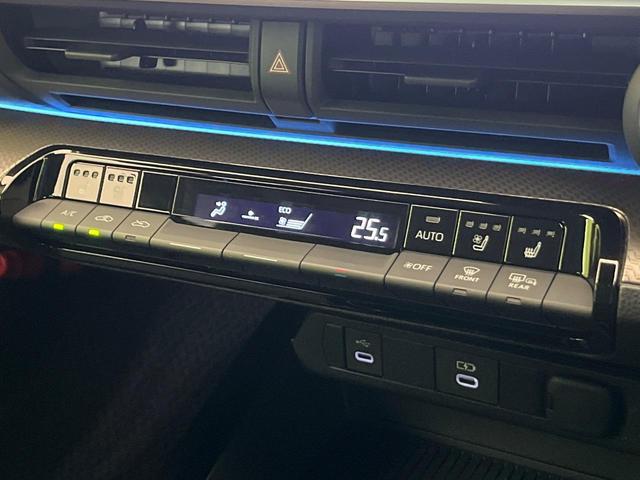 プリウス Z 4WD ガラスルーフ 全周囲カメラ デジタルミラー 衝突軽減 レーダークルーズ ブラインドスポットモニター 電動リアゲート シートエアコン パワーシート コーナーセンサー LEDヘッド ワイヤレス充電(60枚目)