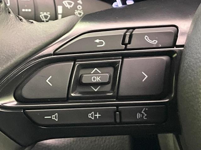 ヤリスクロス Z 全周囲カメラ 衝突軽減装置 レーダークルーズ ディスプレイオーディオ シートヒーター ステアリングヒーター パワーシート コーナーセンサー スマートキー LEDヘッド ETC 純正18インチAW(43枚目)