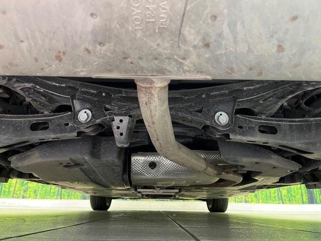 プリウス Z ガラスルーフ 全周囲カメラ 衝突軽減 レーダークルーズ ブラインドスポットモニター 電動リアゲート シートエアコン パワーシート コーナーセンサー スマートキー LEDヘッド ETC ワイヤレス充電(19枚目)