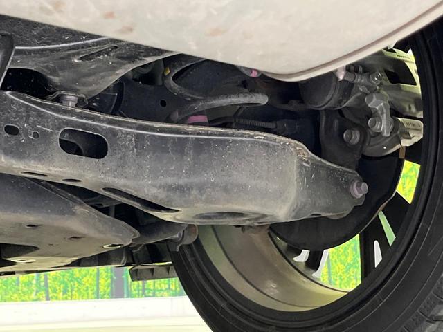 プリウス Z ガラスルーフ 全周囲カメラ 衝突軽減 レーダークルーズ ブラインドスポットモニター 電動リアゲート シートエアコン パワーシート コーナーセンサー スマートキー LEDヘッド ETC ワイヤレス充電(21枚目)