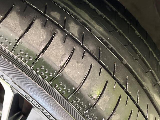 プリウス Z ガラスルーフ 全周囲カメラ 衝突軽減 レーダークルーズ ブラインドスポットモニター 電動リアゲート シートエアコン パワーシート コーナーセンサー スマートキー LEDヘッド ETC ワイヤレス充電(30枚目)