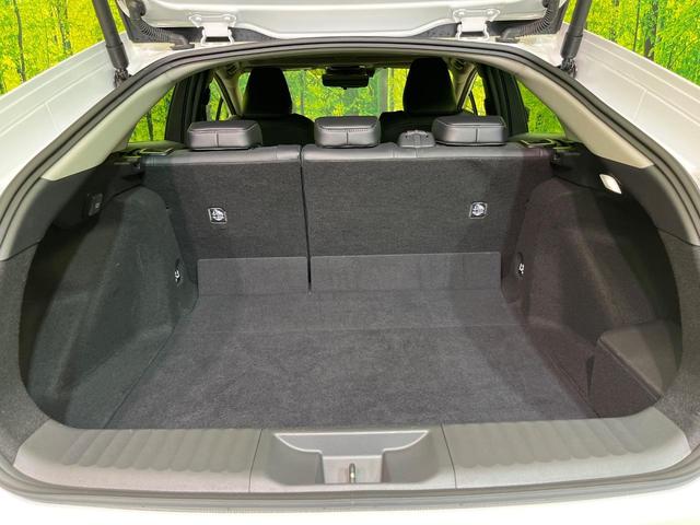 プリウス Z ガラスルーフ 全周囲カメラ 衝突軽減 レーダークルーズ ブラインドスポットモニター 電動リアゲート シートエアコン パワーシート コーナーセンサー スマートキー LEDヘッド ETC ワイヤレス充電(36枚目)