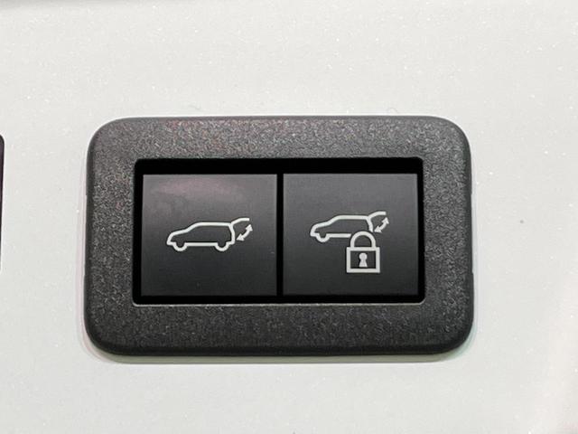 プリウス Z ガラスルーフ 全周囲カメラ 衝突軽減 レーダークルーズ ブラインドスポットモニター 電動リアゲート シートエアコン パワーシート コーナーセンサー スマートキー LEDヘッド ETC ワイヤレス充電(38枚目)