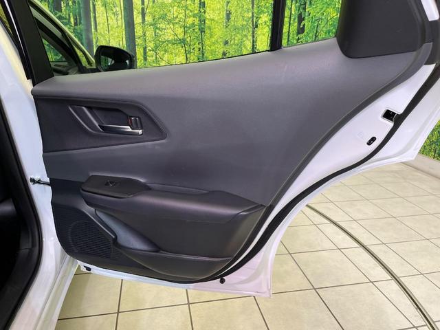 プリウス Z ガラスルーフ 全周囲カメラ 衝突軽減 レーダークルーズ ブラインドスポットモニター 電動リアゲート シートエアコン パワーシート コーナーセンサー スマートキー LEDヘッド ETC ワイヤレス充電(43枚目)