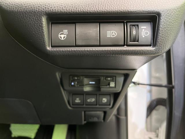 プリウス Z ガラスルーフ 全周囲カメラ 衝突軽減 レーダークルーズ ブラインドスポットモニター 電動リアゲート シートエアコン パワーシート コーナーセンサー スマートキー LEDヘッド ETC ワイヤレス充電(49枚目)