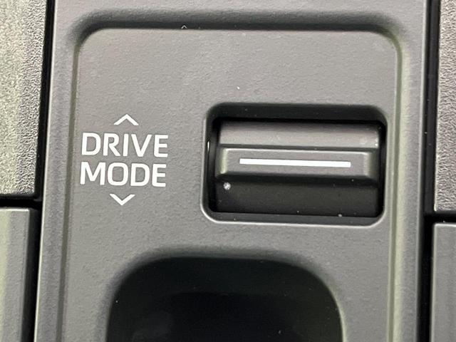 プリウス Z ガラスルーフ 全周囲カメラ 衝突軽減 レーダークルーズ ブラインドスポットモニター 電動リアゲート シートエアコン パワーシート コーナーセンサー スマートキー LEDヘッド ETC ワイヤレス充電(71枚目)