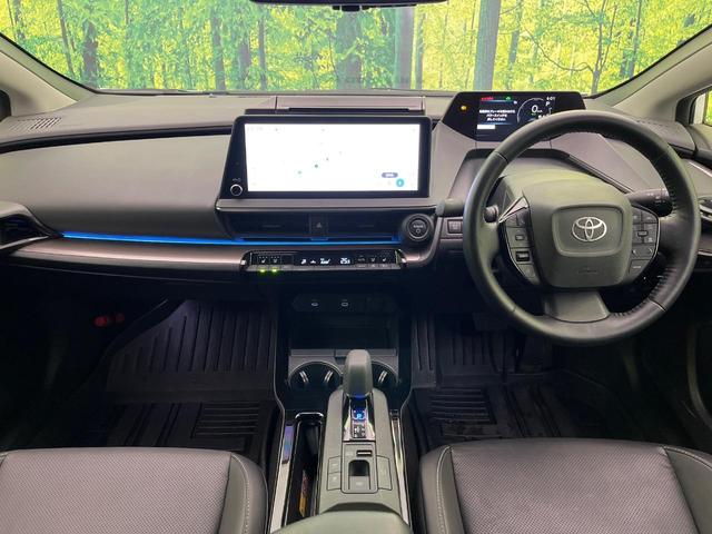 プリウス Ｚ　１２．３型ディスプレイオーディオ　全周囲カメラ　衝突軽減装置　レーダークルーズ　電動リアゲート　パワーシート　コーナーセンサー　スマートキー　ＬＥＤヘッド　ＥＴＣ　純正１９インチＡＷ　車線逸脱警報（2枚目）