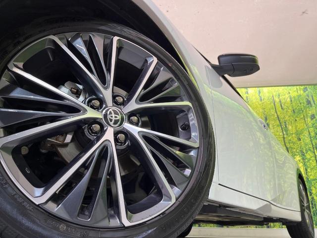 プリウス Ｚ　１２．３型ディスプレイオーディオ　全周囲カメラ　衝突軽減装置　レーダークルーズ　電動リアゲート　パワーシート　コーナーセンサー　スマートキー　ＬＥＤヘッド　ＥＴＣ　純正１９インチＡＷ　車線逸脱警報（13枚目）