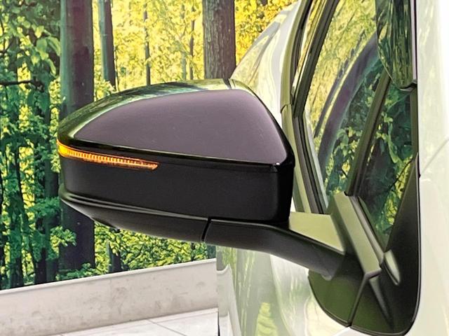 プリウス Ｚ　１２．３型ディスプレイオーディオ　全周囲カメラ　衝突軽減装置　レーダークルーズ　電動リアゲート　パワーシート　コーナーセンサー　スマートキー　ＬＥＤヘッド　ＥＴＣ　純正１９インチＡＷ　車線逸脱警報（31枚目）