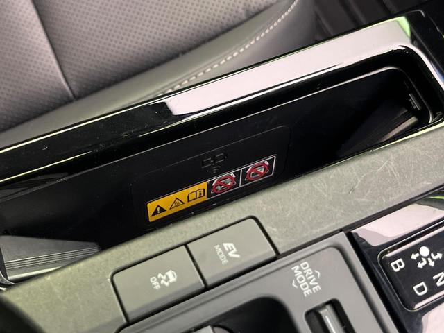 プリウス Ｚ　１２．３型ディスプレイオーディオ　全周囲カメラ　衝突軽減装置　レーダークルーズ　電動リアゲート　パワーシート　コーナーセンサー　スマートキー　ＬＥＤヘッド　ＥＴＣ　純正１９インチＡＷ　車線逸脱警報（57枚目）