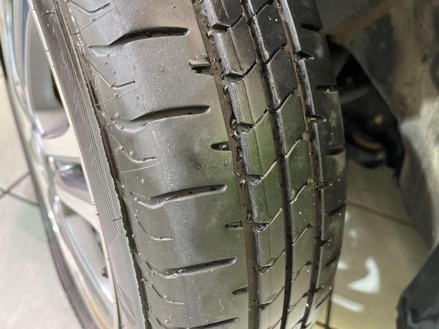 N-BOXカスタム G・Lパッケージ 両側電動ドア ナビ バックカメラ 衝突軽減装置 スマートキー HIDヘッド ETC 純正14インチAW オートライト オートエアコン Bluetooth再生 シートバックテーブル 横滑り防止装置(28枚目)