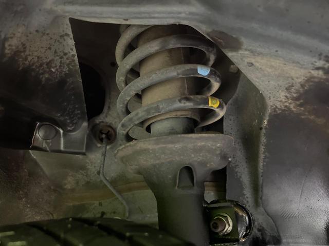 N-BOXカスタム G・Lパッケージ 両側電動ドア ナビ バックカメラ 衝突軽減装置 スマートキー HIDヘッド ETC 純正14インチAW オートライト オートエアコン Bluetooth再生 シートバックテーブル 横滑り防止装置(31枚目)