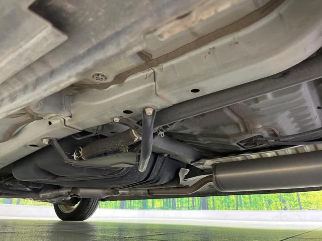 N-BOXカスタム G・Lパッケージ 両側電動ドア ナビ バックカメラ 衝突軽減装置 スマートキー HIDヘッド ETC 純正14インチAW オートライト オートエアコン Bluetooth再生 シートバックテーブル 横滑り防止装置(40枚目)