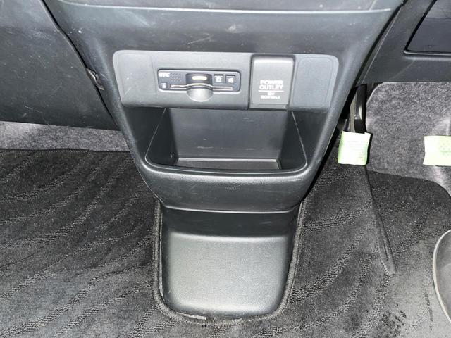 N-BOXカスタム G・Lパッケージ 両側電動ドア ナビ バックカメラ 衝突軽減装置 スマートキー HIDヘッド ETC 純正14インチAW オートライト オートエアコン Bluetooth再生 シートバックテーブル 横滑り防止装置(56枚目)