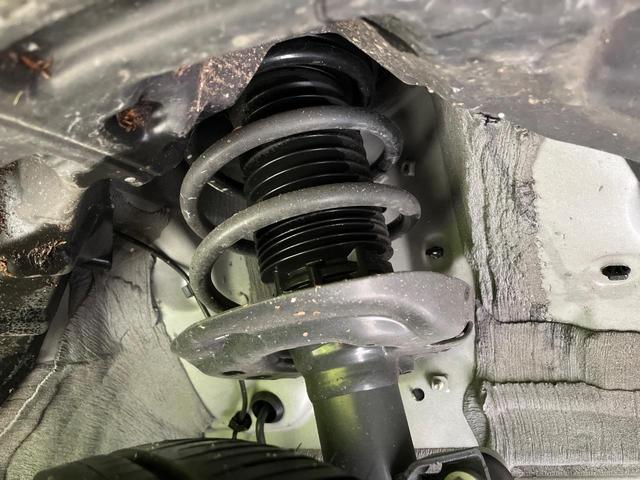 ヤリスクロス ハイブリッドZ 純正8型ディスプレイオーディオ 全周囲カメラ 衝突軽減装置 レーダークルーズ シートヒーター パワーシート LEDヘッド ステアリングヒーター コーナーセンサー ETC ブラインドスポットモニター(20枚目)