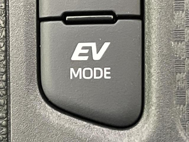 ヤリスクロス ハイブリッドZ 純正8型ディスプレイオーディオ 全周囲カメラ 衝突軽減装置 レーダークルーズ シートヒーター パワーシート LEDヘッド ステアリングヒーター コーナーセンサー ETC ブラインドスポットモニター(29枚目)