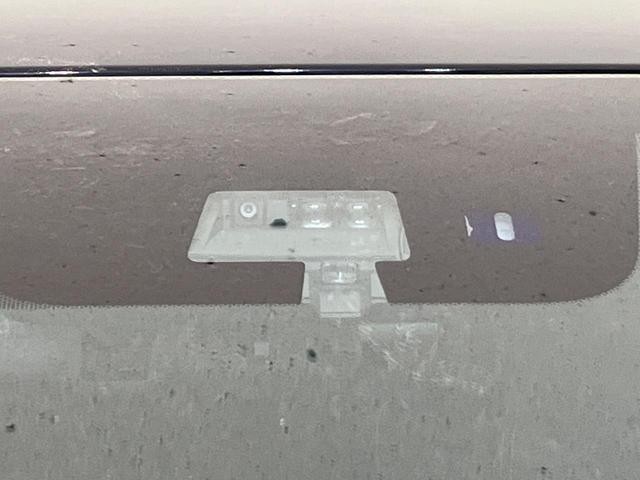 アウトランダーPHEV Gプレミアムパッケージ 純正ナビ 全周囲カメラ AC100V電源 衝突軽減装置 レーダークルーズ ブラインドスポットモニター パワーバックドア 合皮シート シートヒーター ETC スマートキー オートハイビーム 車線逸脱警報(68枚目)