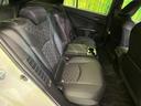 後部座席も気になるようなキズ・汚れやへたり等、大きなダメージはなく、良好な状態です。
