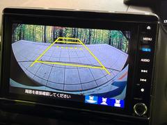 【バックカメラ】駐車時に後方がリアルタイム映像で確認できます。大型商業施設や立体駐車場での駐車時や、夜間のバック時に大活躍！運転スキルに関わらず、今や必須となった装備のひとつです！ 6