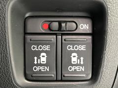 ��ξ¦�ѥ���饤�ɥɥ��ۥ��ޡ��ȥ����䱿ž�ʤΥ����å��Ǹ���ξ¦���饤�ɥɥ��γ��Ĥ���ǽ����ư�������Ϥ�����ƥɥ��򳫤���ɬ�פ�̵���������ʤ����ͤǤ��ñ�˳����Ĥ�Ǥ���Ŭ�Ǥ��� 3