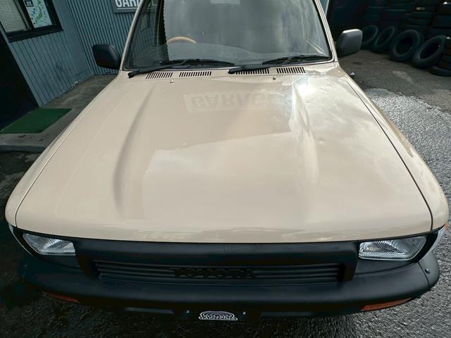 ハイラックスサーフ ＳＳＲリミテッド　ＳＳＲリミテッド　５人乗り　サンルーフ　ウッドコンビステア　ＥＴＣ　ヨコハマジオランダーＭＴタイヤ　新品マッドブラックホイール　新品コーナーレンズ　メッキフェンダーアーチモール（10枚目）