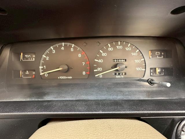 ハイラックスサーフ ＳＳＲリミテッド　ＳＳＲリミテッド　５人乗り　サンルーフ　ウッドコンビステア　ＥＴＣ　ヨコハマジオランダーＭＴタイヤ　新品マッドブラックホイール　新品コーナーレンズ　メッキフェンダーアーチモール（44枚目）