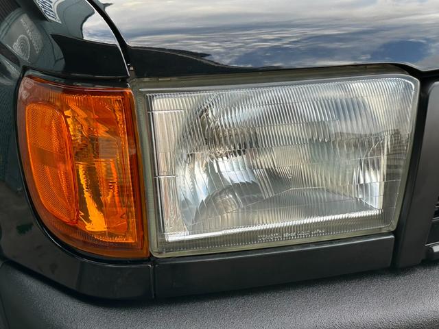 ハイラックスサーフ ＳＳＲ－Ｖリミテッド　ワイド　４ＷＤ　背面タイヤ　２インチリフトアップ　ラプター施工　新品ヨコハマジオランダーＧ００３　ＭＴタイヤ　新品デイトナホイール　　黒レザー調シートカバー　ドアバイザー　下廻りエンドックス施工（10枚目）