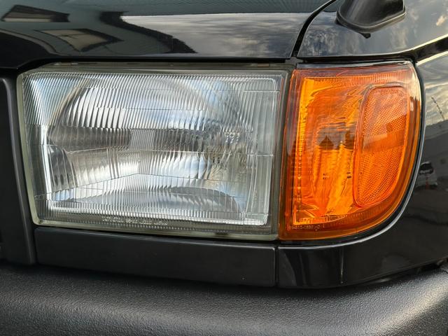 ハイラックスサーフ ＳＳＲ－Ｖリミテッド　ワイド　４ＷＤ　背面タイヤ　２インチリフトアップ　ラプター施工　新品ヨコハマジオランダーＧ００３　ＭＴタイヤ　新品デイトナホイール　　黒レザー調シートカバー　ドアバイザー　下廻りエンドックス施工（11枚目）