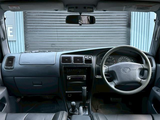 ハイラックスサーフ ＳＳＲ－Ｖリミテッド　ワイド　４ＷＤ　背面タイヤ　２インチリフトアップ　ラプター施工　新品ヨコハマジオランダーＧ００３　ＭＴタイヤ　新品デイトナホイール　　黒レザー調シートカバー　ドアバイザー　下廻りエンドックス施工（43枚目）