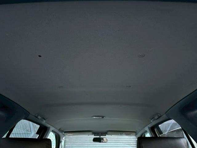 ハイラックスサーフ ＳＳＲ－Ｖリミテッド　ワイド　４ＷＤ　背面タイヤ　２インチリフトアップ　ラプター施工　新品ヨコハマジオランダーＧ００３　ＭＴタイヤ　新品デイトナホイール　　黒レザー調シートカバー　ドアバイザー　下廻りエンドックス施工（68枚目）