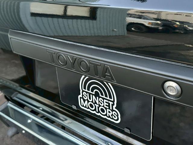ハイラックスサーフ ＳＳＲ　５速ＭＴ　４ＷＤ　サンルーフ　メッキドアミラー　ＵＳフロントコーナー　新品テールレンズ　新品ＴＯＹＯオープンカントリーＭＴタイヤ　ルーフ　ＲＡＰＴＯＲ施工　下廻りＥＮＤＯＸ防錆施工（21枚目）