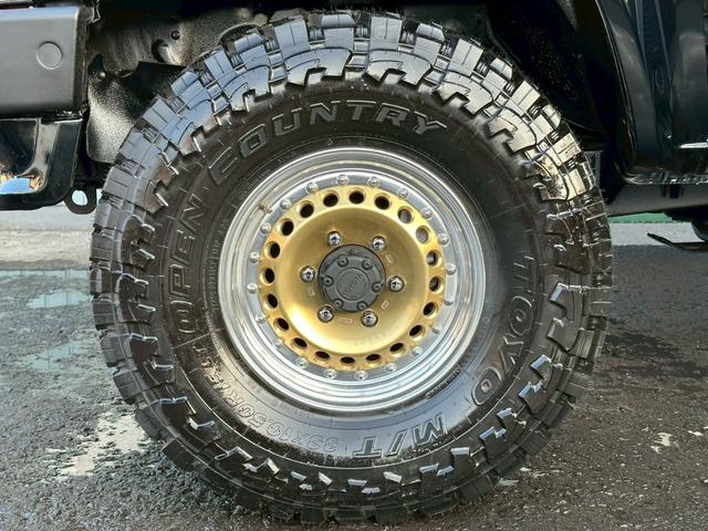 ハイラックスサーフ ＳＳＲ　５速ＭＴ　４ＷＤ　サンルーフ　メッキドアミラー　ＵＳフロントコーナー　新品テールレンズ　新品ＴＯＹＯオープンカントリーＭＴタイヤ　ルーフ　ＲＡＰＴＯＲ施工　下廻りＥＮＤＯＸ防錆施工（27枚目）