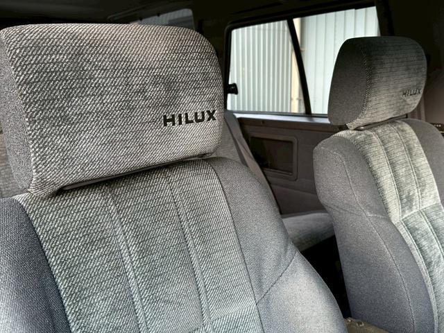 ハイラックスサーフ ＳＳＲ　５速ＭＴ　４ＷＤ　サンルーフ　メッキドアミラー　ＵＳフロントコーナー　新品テールレンズ　新品ＴＯＹＯオープンカントリーＭＴタイヤ　ルーフ　ＲＡＰＴＯＲ施工　下廻りＥＮＤＯＸ防錆施工（44枚目）