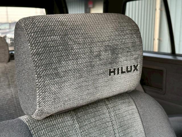 ハイラックスサーフ ＳＳＲ　５速ＭＴ　４ＷＤ　サンルーフ　メッキドアミラー　ＵＳフロントコーナー　新品テールレンズ　新品ＴＯＹＯオープンカントリーＭＴタイヤ　ルーフ　ＲＡＰＴＯＲ施工　下廻りＥＮＤＯＸ防錆施工（45枚目）