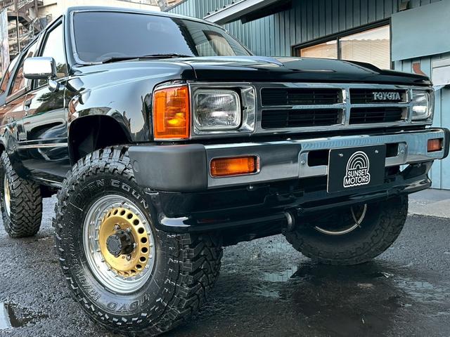 ハイラックスサーフ ＳＳＲ　５速ＭＴ　４ＷＤ　サンルーフ　メッキドアミラー　ＵＳフロントコーナー　新品テールレンズ　新品ＴＯＹＯオープンカントリーＭＴタイヤ　ルーフ　ＲＡＰＴＯＲ施工　下廻りＥＮＤＯＸ防錆施工（57枚目）