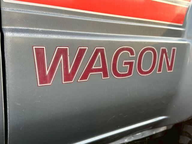 ハイラックスサーフ ＳＳＲリミテッド　４ＷＤ　リフトアップ　下回りシャーシブラック施工　社外１５インチアルミホイール　ＢＦグッドリッチＭＴタイヤ　社外ウッドメッキスポークステアリング　社外ＣＤオーディオ　社外キーレス　ＥＴＣ（16枚目）