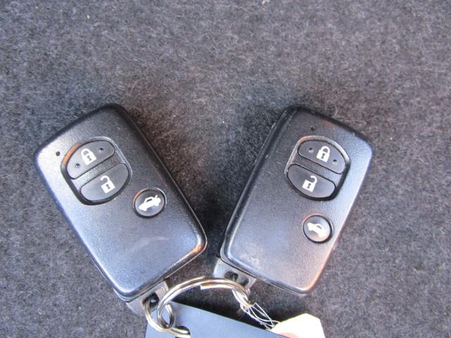 マークＸ プレミアム　Ｆｏｕｒ　４ＷＤ　純正フルセグＴＶナビ　プッシュスタート　ドラレコ前後　ビルトインＥＴＣ　運転席助手席パワーシート　シートヒーター（40枚目）