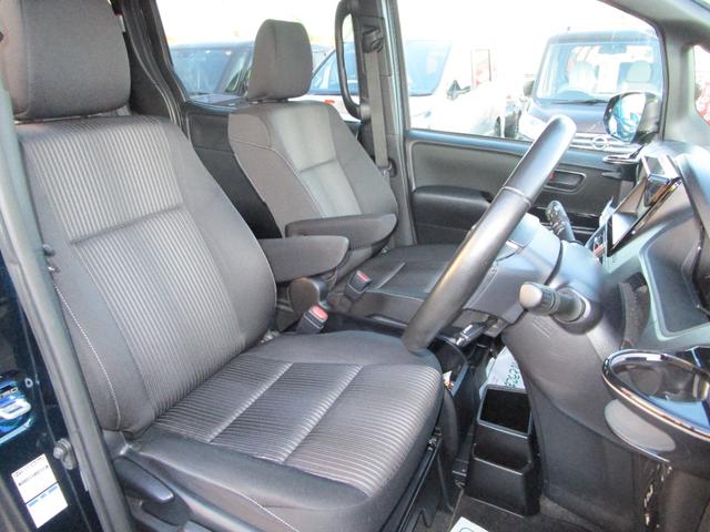 ノア Si 4WD プッシュスタート フリップダウンモニター TRDフロントサイドガーニッシュ 左オートスライドドア 社外フルセグTVナビ バックカメラ ETC ドラレコ(26枚目)