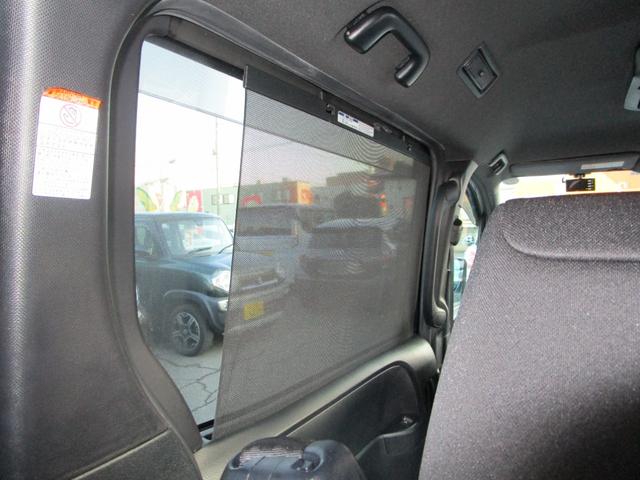 ノア Si 4WD プッシュスタート フリップダウンモニター TRDフロントサイドガーニッシュ 左オートスライドドア 社外フルセグTVナビ バックカメラ ETC ドラレコ(33枚目)