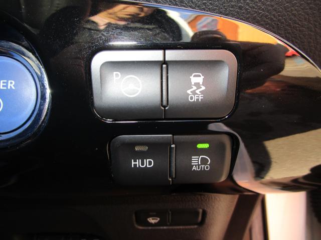 プリウス Ｓセーフティプラス　４ＷＤ　防錆処理　プッシュスタート　アルパインフルセグＴＶナビ　バックカメラ　ＥＴＣ　純正リモートスタート（16枚目）