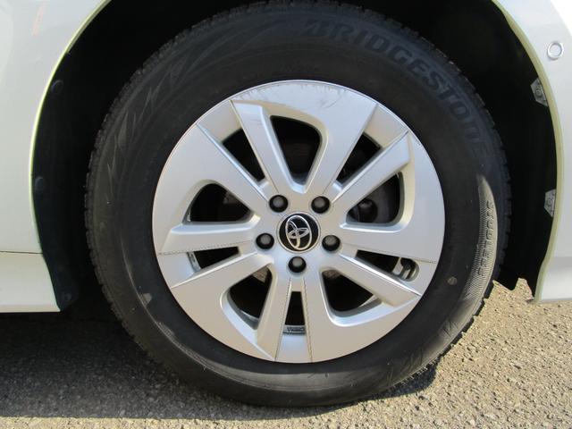 プリウス Ｓセーフティプラス　４ＷＤ　防錆処理　プッシュスタート　アルパインフルセグＴＶナビ　バックカメラ　ＥＴＣ　純正リモートスタート（32枚目）