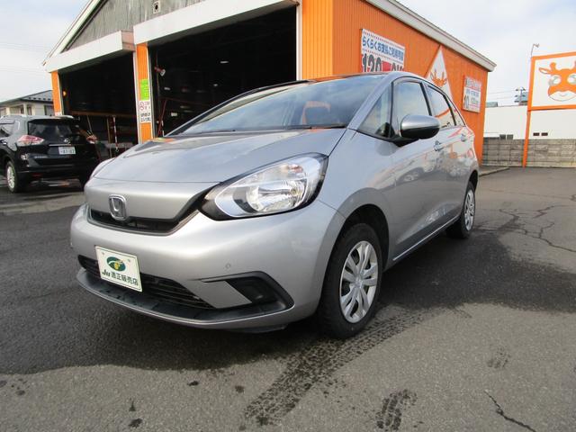 フィット ベーシック　４ＷＤ　防錆処理　プッシュスタート　クルーズコントロール　バックモニター　コーナーセンサー　ドライブレコーダー　ＥＴＣ（3枚目）