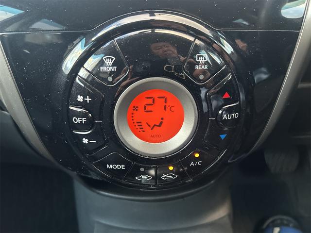 ノート Ｘ　ＤＩＧ－Ｓ　純正ＳＤナビ・社外アルミホイール・オートエアコン・プッシュスタート・スマートキー（18枚目）