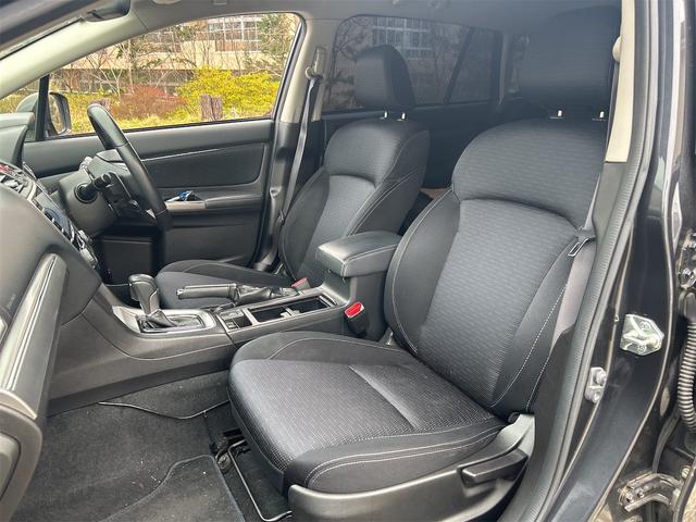 レヴォーグ 1.6GT ナビ・地デジ・Bモニター・クルーズコントロール・ETC・プッシュスタート・アイドリングストップ・社外19インチアルミ・中古スタットレス付き(12枚目)