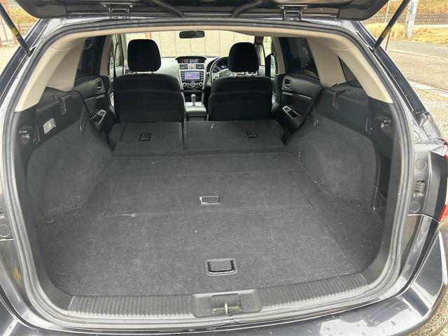 レヴォーグ 1.6GT ナビ・地デジ・Bモニター・クルーズコントロール・ETC・プッシュスタート・アイドリングストップ・社外19インチアルミ・中古スタットレス付き(14枚目)