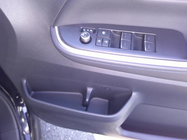 ヴォクシー ハイブリッドS-Z 7人乗り・ワンオーナー・禁煙車・100V電源・1500W・フルセグTV・寒冷地仕様・バックカメラ・寒冷地仕様・純正アルミ(12枚目)