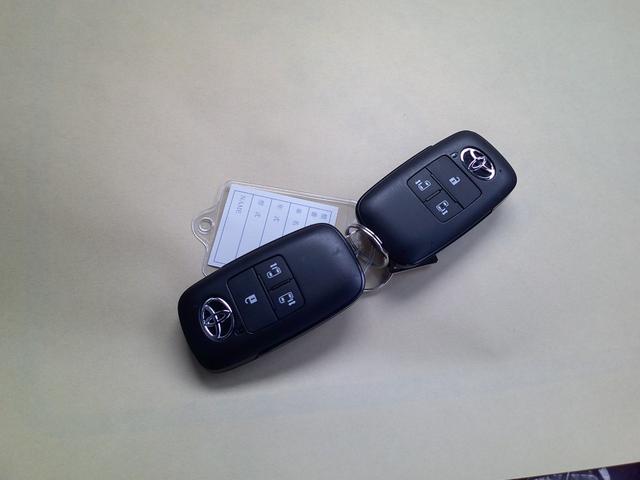 ルーミー Ｇ　４ＷＤ　ワンオーナー・フルセグナビ・Ｂｌｕｅｔｏｏｔｈ対応機種・バックカメラ・寒冷地仕様・シートバックテーブル・シートヒーター　両側電動スライドドア　衝突被害軽減システム（21枚目）