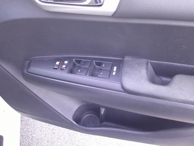 カローラアクシオ １．５Ｇ　寒冷地仕様・リヤワイパー・ＥＴＣ・ワンオーナー・フルセグナビ・バックカメラ・禁煙車・社外アルミ・前後ドライブレター（13枚目）