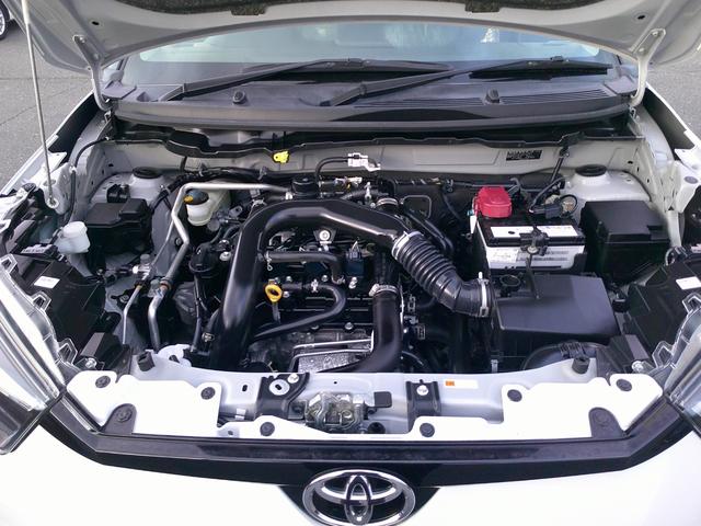 ライズ Ｚ　ワンオーナー・フルセグナビ・バックカメラ・ＥＴＣ・寒冷地仕様・禁煙車・エンジンスタータ（7枚目）